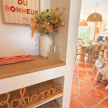 Vue Mer, 14 Pers. - Fr-1-900-7 *